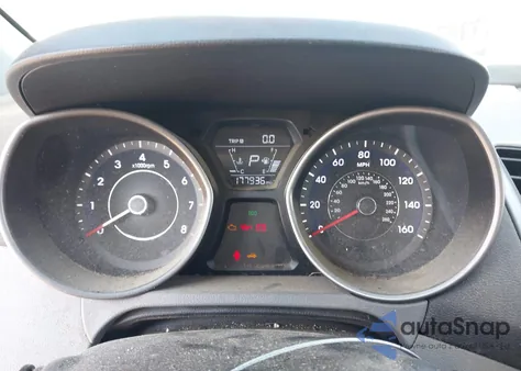 2016 Hyundai Elantra Se z USA, uszkodzony, nr VIN 5NPDH4AE2GH721252